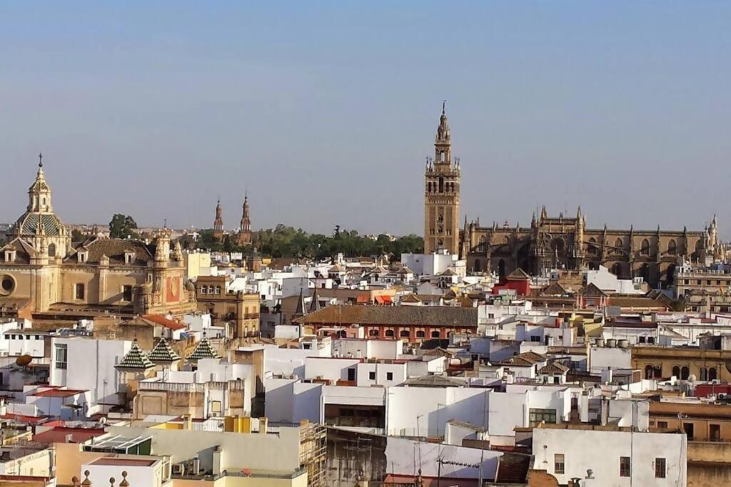 Duplex Center Parking Netflix Amazon Video Leilighet Sevilla Eksteriør bilde